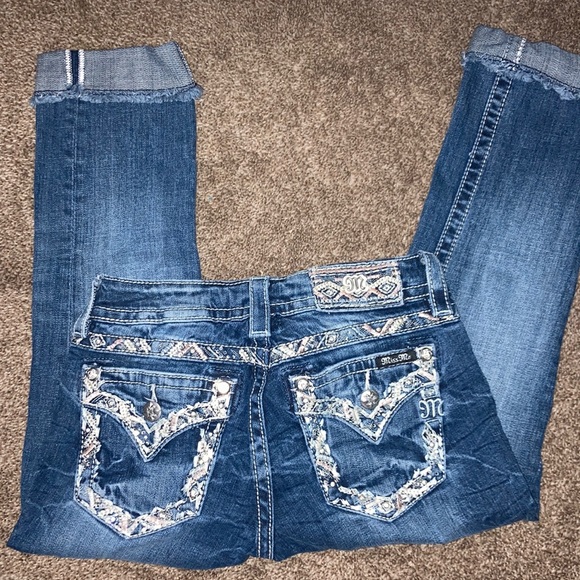 Miss Me Capris - Picture 2 of 4